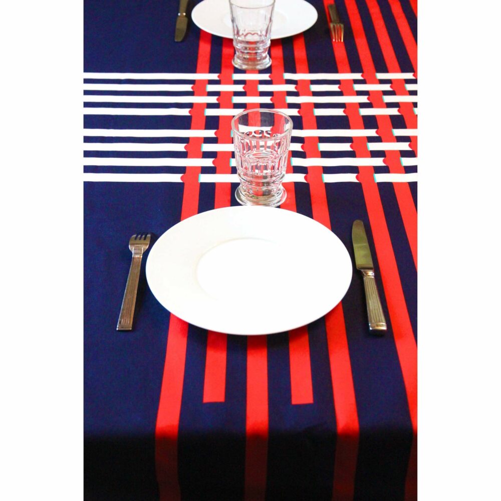 nappe à rayures bleu marine rouge et blanc haut de gamme fabriquée en france